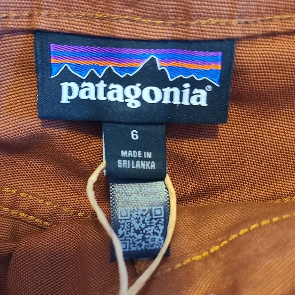 Patagonia Women's High Waist Rust Shorts - Picture 8 of 11